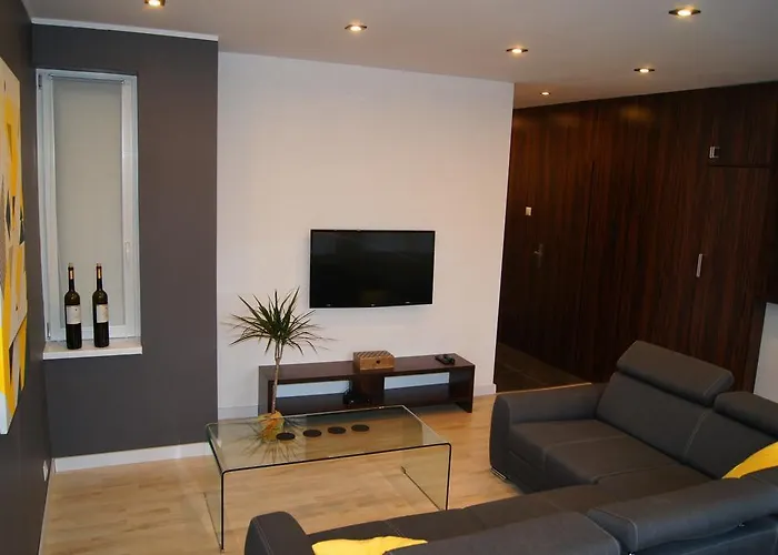 דירה Kamienna - Wypoczynek , Cisza I Spokoj - Nie Na Imprezy צ'סטוצ'ובה