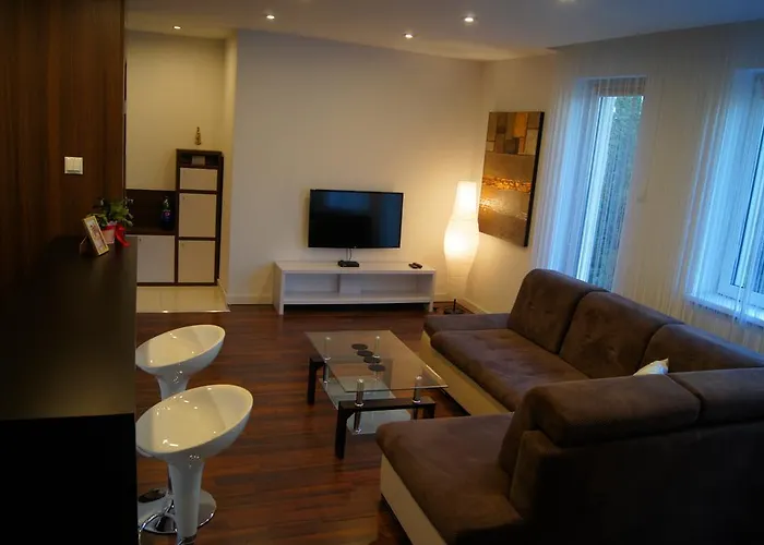 Kamienna - Wypoczynek , Cisza I Spokoj - Nie Na Imprezy * צ'סטוצ'ובה